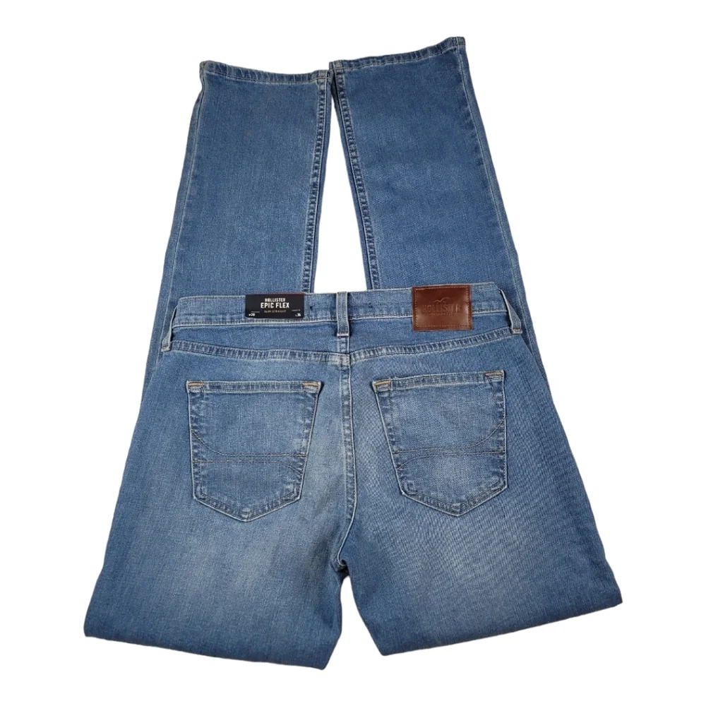 **NWT** Hollister EPIC Flex‎ Medium Wash Slim Straight Jeans